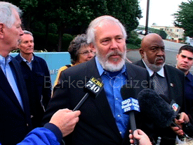 Berkeley Council representative Gordon Wozniak, UC Regents' Committee on Grounds and Buildings approved the final LRDP