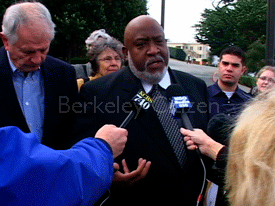 Berkeley Council representative Darryl Moore, UC Regents' Committee on Grounds and Buildings approved the final LRDP